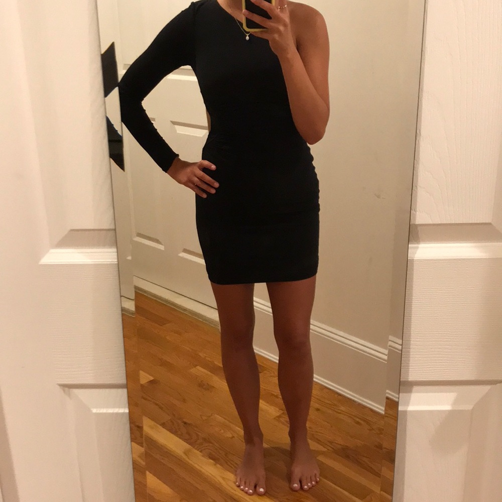 LBD with Waist Cutout